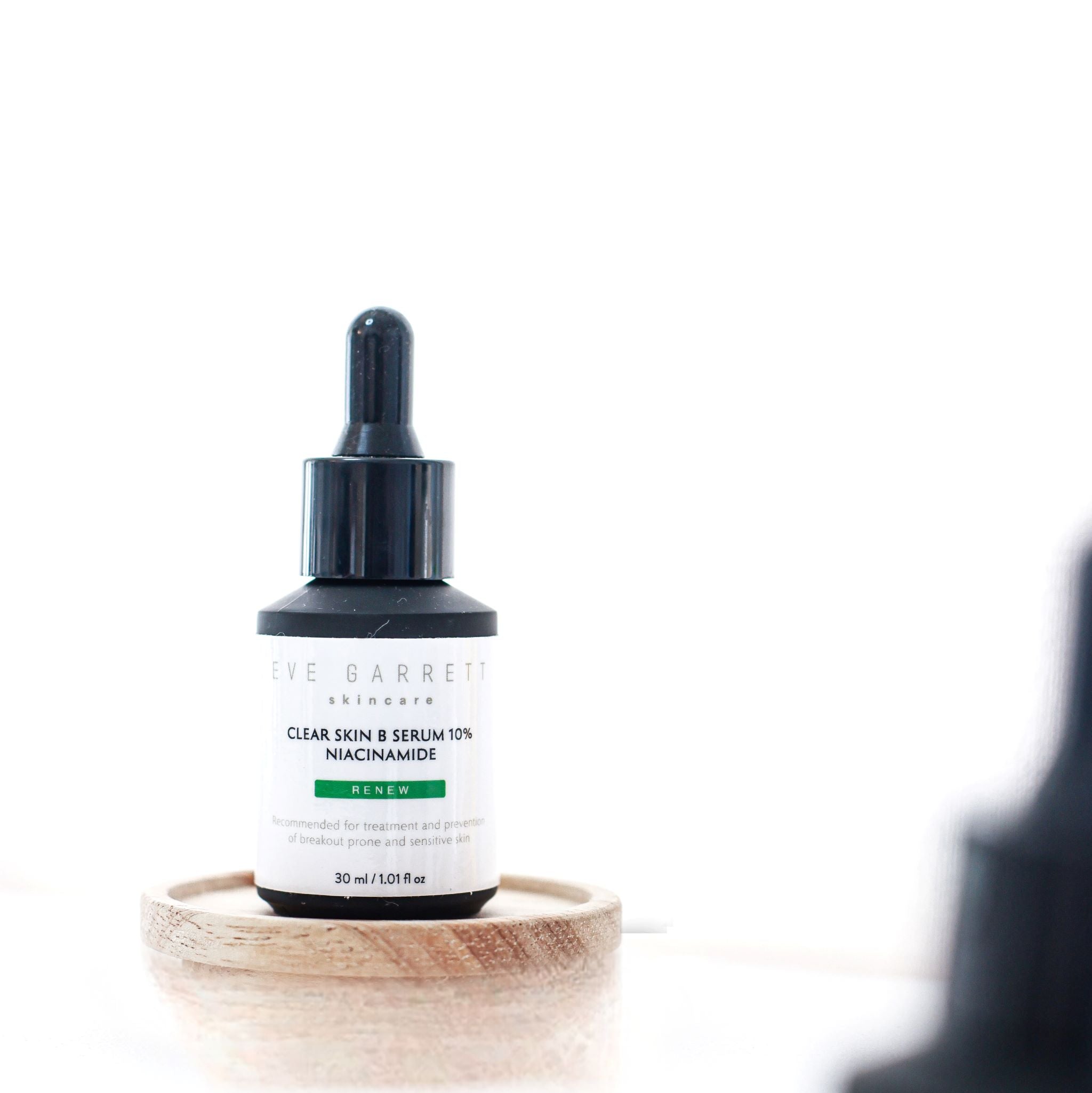 CLEAR SKIN B SERUM 10% NIACINAMIDE - 30ml Dropper Bottle – Eve Garrett ...